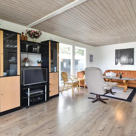 Four-bedroom Holiday In
